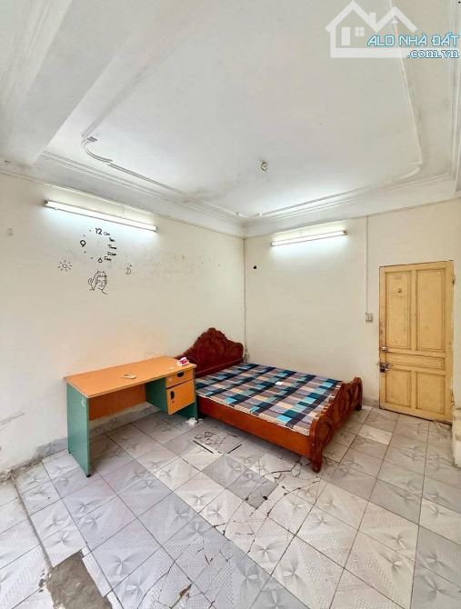bán nhà 82 nghĩa tân, dân xây, mặt ngõ ô tô tránh thông kinh doanh, dân xây - 2