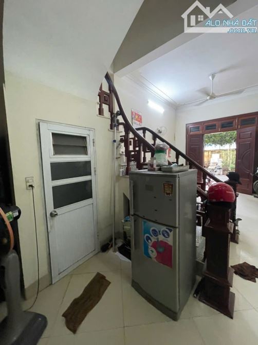 BÁN NHÀ DỊCH VỤ DỌC BÚN 1, LA KHÊ, PHÂN LÔ OTO TRÁNH, VỈA HÈ, DT 50M, GIÁ 15 TỶ, KINH DOAN - 2