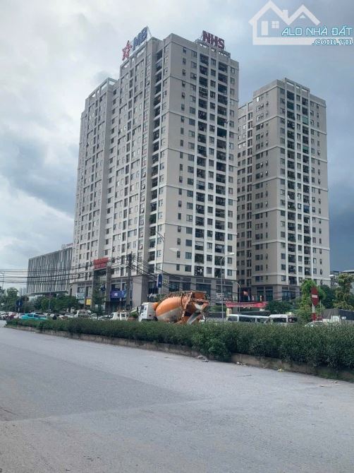 Bán nhà 3 tầng mặt phố Tam Trinh 135m2 MT 6.6m vỉa hè 7 m , đường đôi 56m sắp mở - 2