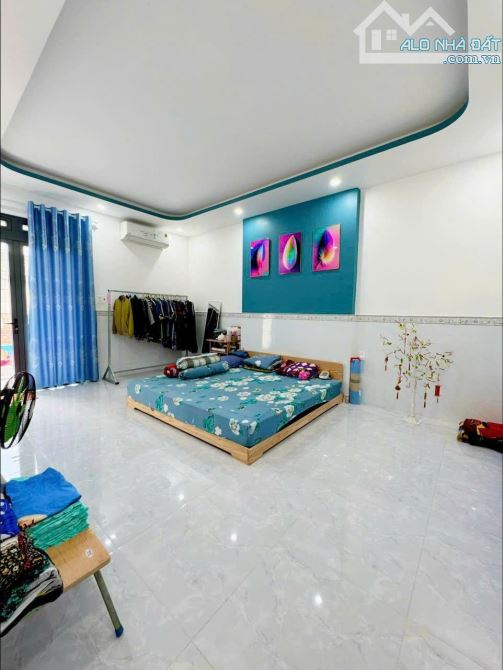 Bán Nhanh Giảm 1.9 tỷ Nhà 1/ HXT Thoại Ngọc Hầu Tân Phú DT Khủng 5.2mx23m 2 Tầng 12.5 Tỷ - 2