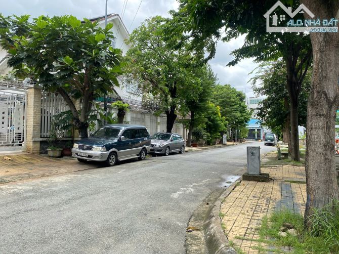 Bán lô đất HXT 106/7a Bình Lợi, P13, BT, (DT: 10x24m), CN 240m2, Sổ hồng riêng, Giá 30 tỷ - 2