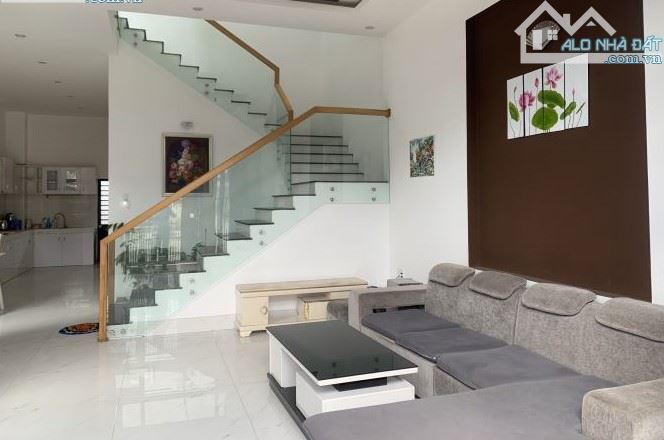 VIP BIỂN! BÁN NHÀ 2 TẦNG 115M2 – 24,49 TỶ - MT DƯƠNG ĐÌNH NGHỆ - Q. SƠN TRÀ - 2