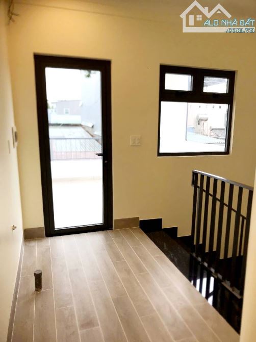 Bán nhà ĐẸP 3 Tầng - Bình Hưng Hòa A (55m2) 3pn Hẻm xe hơi  Chỉ :6.25  Tỷ shr Chính Chủ - 2
