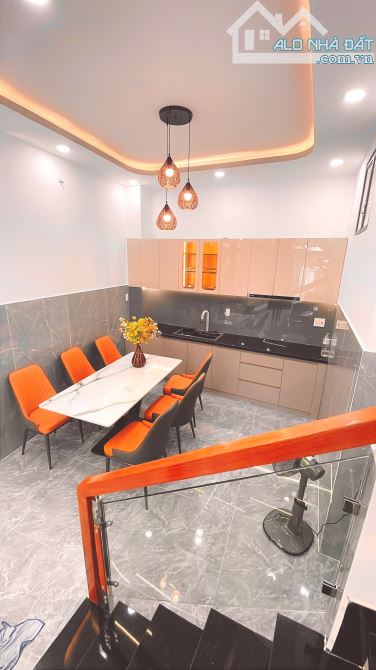 Bán nhà BÌNH THẠNH _ HẺM XE HƠI cách 15m _ XÂY MỚI 100% - 2