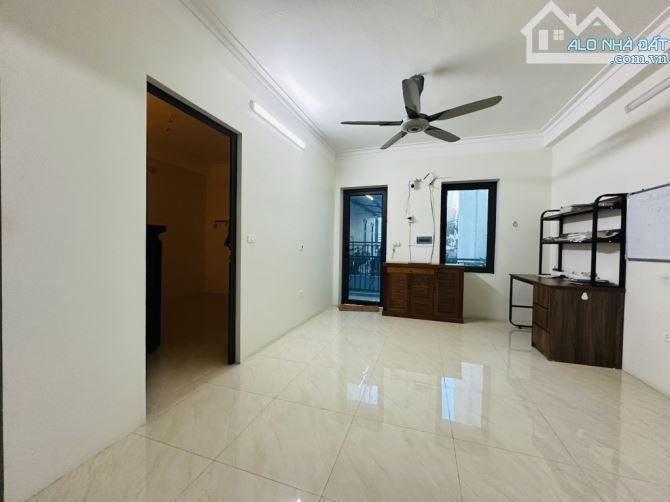 93m2 TRUNG TÂM PHÚ THƯỢNG - MỘT BƯỚC RA PHỐ - NGÕ OTO ĐỖ CỔNG - 13.x tỷ - 2