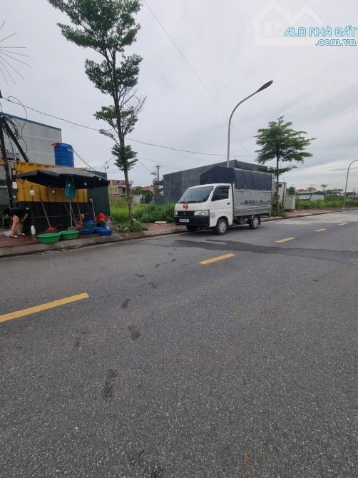 BÁN ĐẤT YÊN PHÚ YÊN MỸ HƯNG YÊN-PHÂN LÔ VỈA HÈ ĐẤU GIÁ-THÔNG-93M2-MT 6m-4,8 tỷ - 2