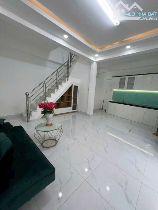 TIN ĐƯỢC KHÔNG 4 tầng mới HXH Phường 7 Quận 6 chỉ 4 tỷ nhỉnh à. - 2