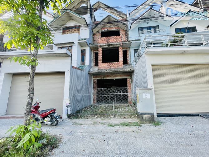 ✅BÁN CĂN NHÀ THÔ 4 TẦNG MẶT TIỀN TỈNH LỘ 10 KĐT PHÚ MỸ THƯỢNG - TP HUẾ❌ - 2