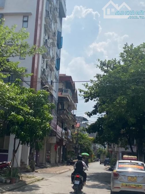 Bán Đất Trung Tâm Trâu Quỳ 125m MT6.1m 39 Tỷ Trước nhà Ô Tô Tránh, Kinh Doanh Đỉnh - 2