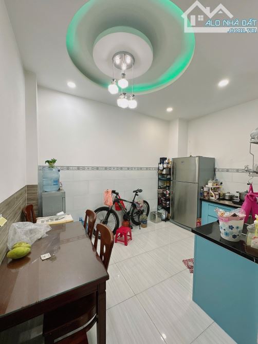 NHÀ ĐẸP 4 TẦNG- KHU VIP TÂN PHÚ - GẦN TRƯỜNG THPT TRẦN PHÚ/CHỢ TÂN HƯƠNG- GẦN CÔNG VIÊN - 2