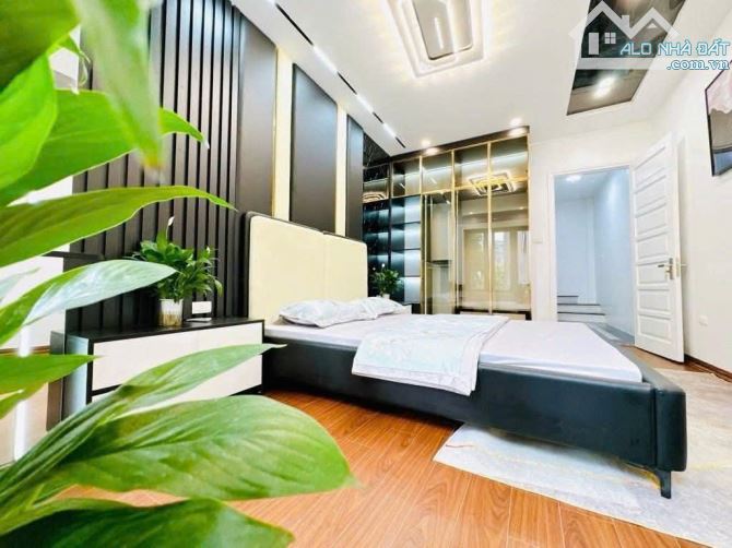 🏡 Bán nhà 4 tầng 39m² – Giá 12.8 tỷ – Hoàng Mai, phân lô ô tô tránh - 2