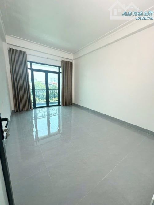 🏡 NHÀ 4 TẦNG – KHU C KĐT VŨ PHÚC – GIÁ CỰC ÊM  🚗 Ô tô đỗ cửa, đường rộng 3 làn ô tô trán - 2