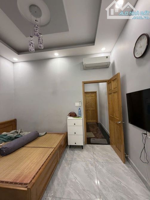 Sở Hữu Nhà phú Thuận Q7 – hẻm  cách đường Huỳnh Tấn Phát 50m, - 2