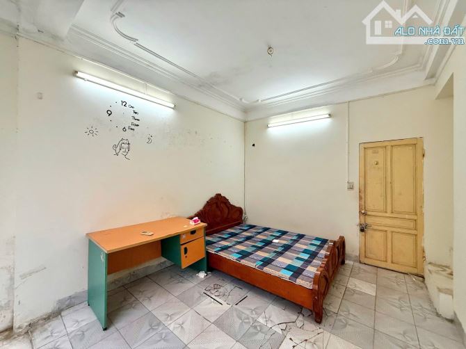 CỰC HIẾM, 10.9 TỶ PHÂN LÔ PHỐ NGHĨA TÂN 2 OTO TRÁNH DỪNG ĐỖ NGÀY ĐÊM CÁCH PHỐ ĐÚNG 50M - 2
