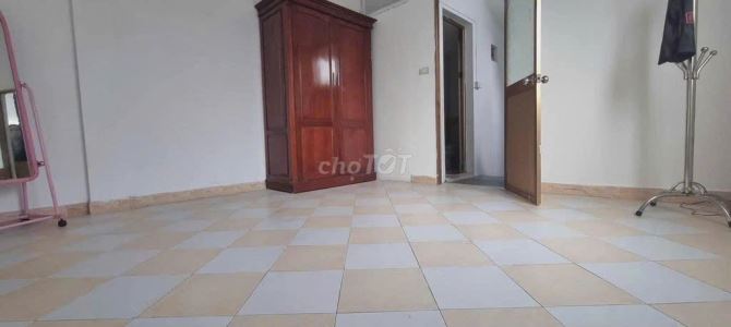 Cho thuê nhà riêng ngõ 70 Trương Định, Thịnh Liệt, Hoàng Mai. DT 25m x 4 tầng, giá 8tr - 2