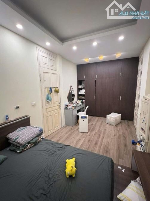Bán nhà Đội Cấn, ngõ to sạch đẹp, 3 thoáng, đầy đủ nội thất, MT 6.2m, 46m2*5T, giá 10.5 tỷ - 2