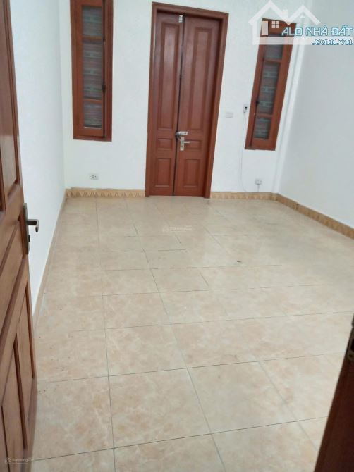 Cho thuê nhà riêng ngõ 1 Phạm Tuấn Tài, Dịch Vọng Hậu, Cầu Giấy. DT 50m x 5 tầng, giá 15tr - 2
