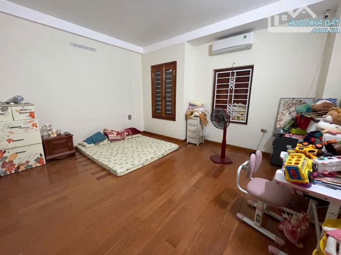 Cần cho thuê nhà liền kề khu đô thị nhà ở ngõ 183 Hoàng Văn Thái, Khương Trung, Thanh - 2
