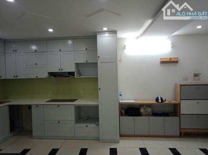 Cho thuê nhà ngõ Lê Trọng Tấn, Định Công, Hoàng Mai. DT 30m x 5 tầng, giá 14tr - 2