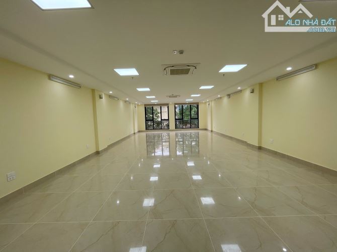 Cho thuê nhà MP Quang Trung. DT 156m2, 7 tầng 1 Hầm, Có PCCC, thang máy, điều hòa âm trần - 2