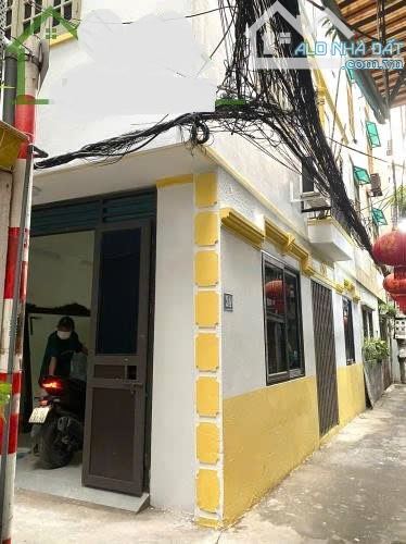 Cho thuê nhà riêng tại ngõ 195 Trần Cung, Nghĩa Đô, Cầu Giấy, Diện tích 40m x 4 tầng 11tr - 2