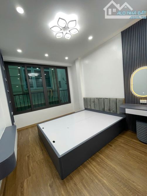 NHÀ ĐẸP Ở LUÔN, THANG MÁY, TẶNG FULL NỘI THẤT XIN, NGÕ THÔNG BA GÁC PHÓNG - 2