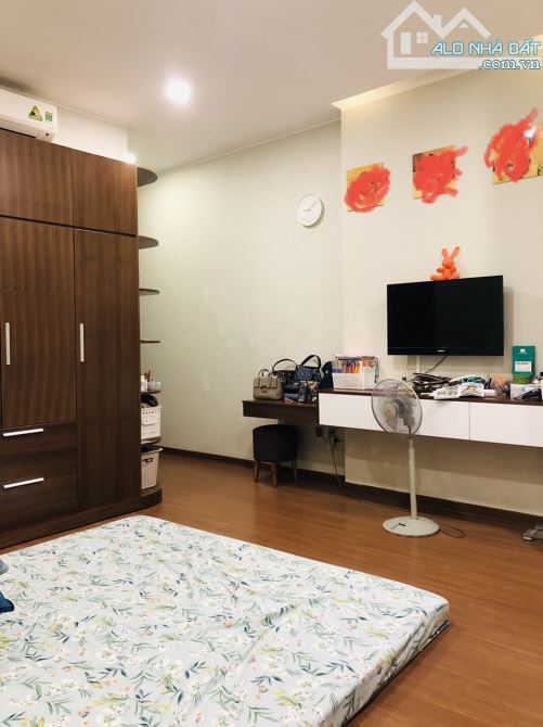 Bán căn hộ tòa CT1 Mễ Trì Hạ, Nam Từ liêm 98m, 3 ngủ, 2 vs, giá 8.23 tỷ. Full Nội Thất. - 2