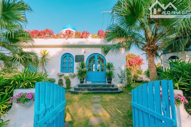 BÁN SIÊU VILLA NGHỈ DƯỠNG SANTORINI – KHU BT SỐ 1 TUẦN CHÂU  DT 520m², 3T MT13  giá 24.8 t - 22