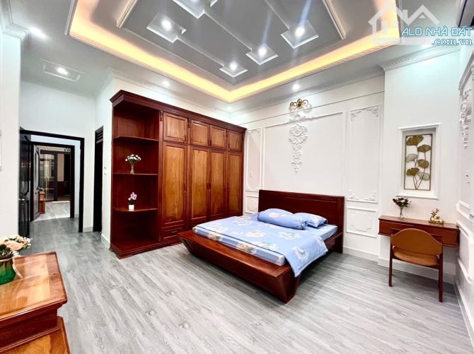 Nhà 1 Trệt 2 Lầu Mặt tiền đường Nguyễn Hiền - Trục thông NV Linh và Trần Hoàng Na - 24