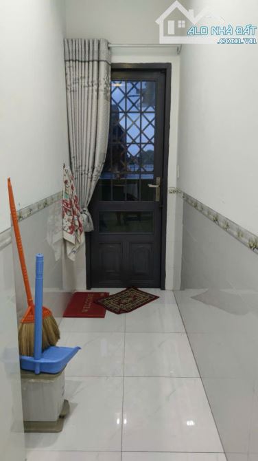Bán nhà 1 trệt 1 lầu cách Phạm Văn Thuận 50m, Tam Hiệp, Biên Hòa, 71m2, giá 3 tỷ 300 - 3
