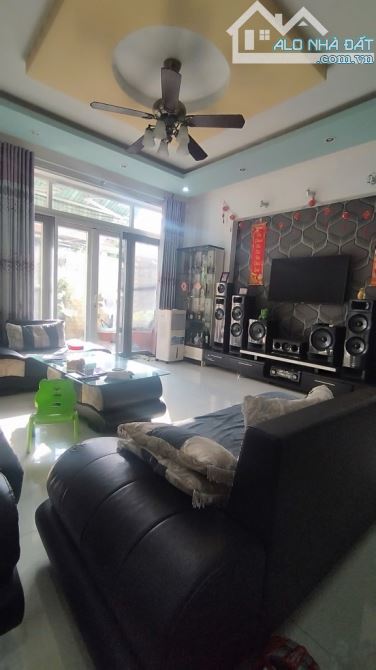 💥NHÀ 5.75 TỶ CÓ PHÒNG TẦNG TRỆT - 9x14M - 3 TẦNG - TT. NHÀ BÈ GẦN QUẬN 7 - 3
