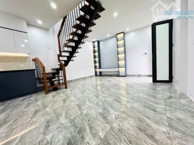 Gia đình em cần bán căn nhà không sổ, nằm cuối đường Dương Văn Bé - 3