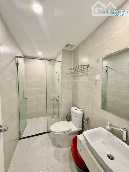 Bán nhà chung cư Tạ Quang Bửu, tầng 1x góc đẹp thoáng - 3