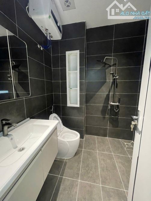 B.án nhà DI TRẠCH_40m2, dân xây, 5 tầng, ô tô tránh, sát vành đai 3,5, kinh doanh sầm uất - 3