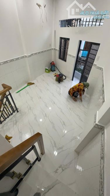 HẬU GIANG QUẬN 6 NGANG 4M CÔNG NĂNG 2PN 2WC CHỈ 2.4 Tỷ (TL) - 3
