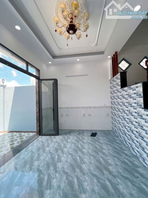 Cầu Tràm - Long An Củ  Chính Chủ Gửi Bán Mặt Tiền Bờ Chùa Giá 2 tỷ 550 triệu - 3