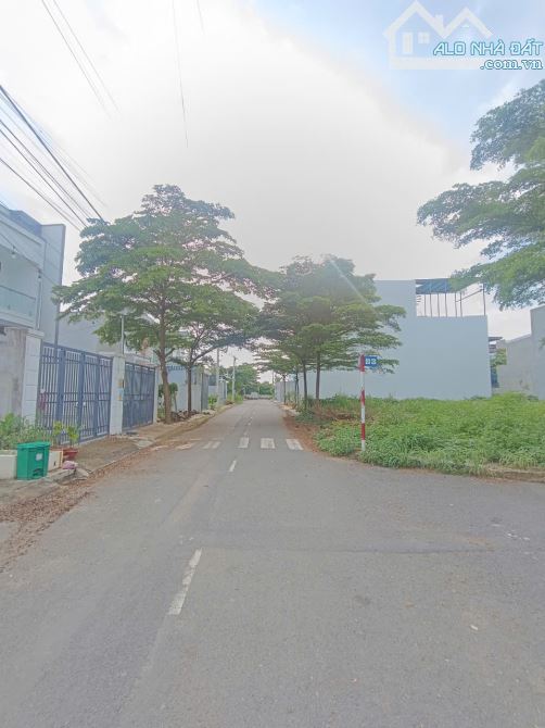 ĐẤT NỀN ĐẸP NGAY TRUNG TÂM PHƯỜNG TÂN TRIỀU MỚI - 3