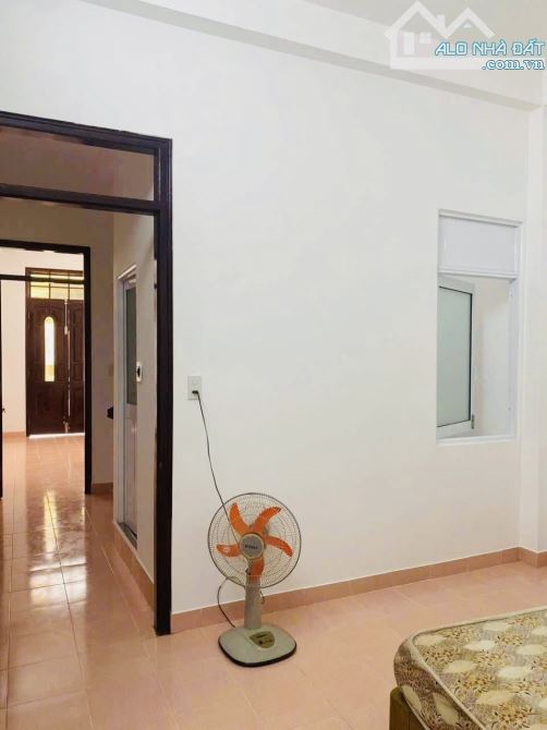 HẼM XE HƠI SANG XỊN KHU VIP NHỨT Q4 KHU CÔNG CHỨC KẾ BÊN CC Millennium GẦN MẶT TIỀN NGUYỄN - 3
