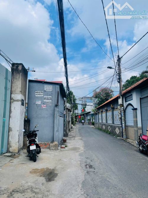 Cần bán Đất Hẻm Xe Tải đường số 8 LINH XUÂN THỦ ĐỨC DT: 245m2 Giá 16 Tỷ - 3