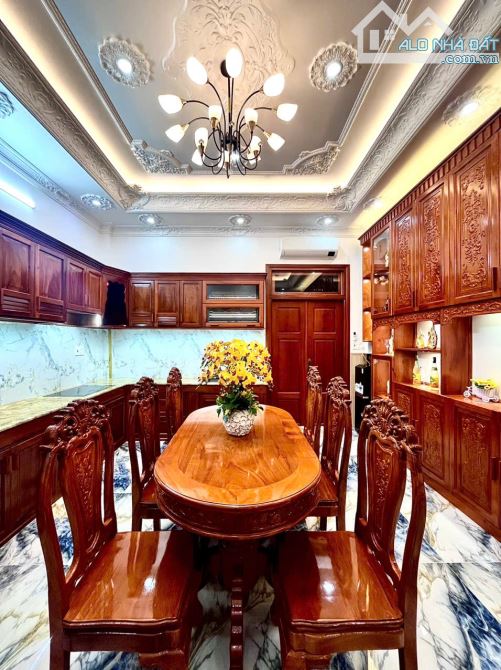 Nhà 1 Trệt 2 Lầu Mặt tiền đường Nguyễn Hiền - Trục thông NV Linh và Trần Hoàng Na - 3