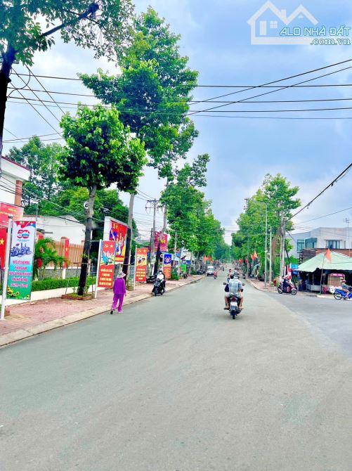 Ngộp bán gấp lô đất full thổ cư 4,5x 20 SHR công chứng ngay – đường xe hơi - 3
