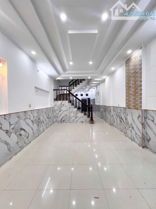 NHÀ 1 TRỆT 1 LẦU ĐƯỜNG B5 KDC HƯNG PHÚ 1 - GẦN SIÊU THỊ GO CẦN THƠ - 3