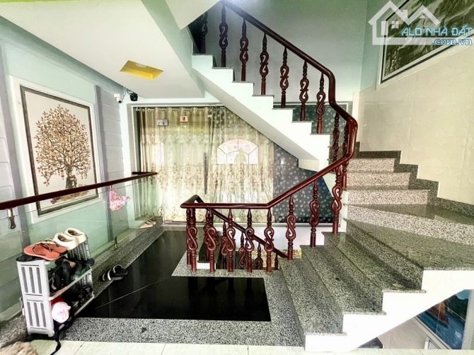 💥SIÊU PHẨM HIẾM CÓ SÁT MẶT TIỀN QUANG TRUNG - HẺM XE HƠI - 5 TẦNG - DT 5M x 16M - SỔ A4 - 3