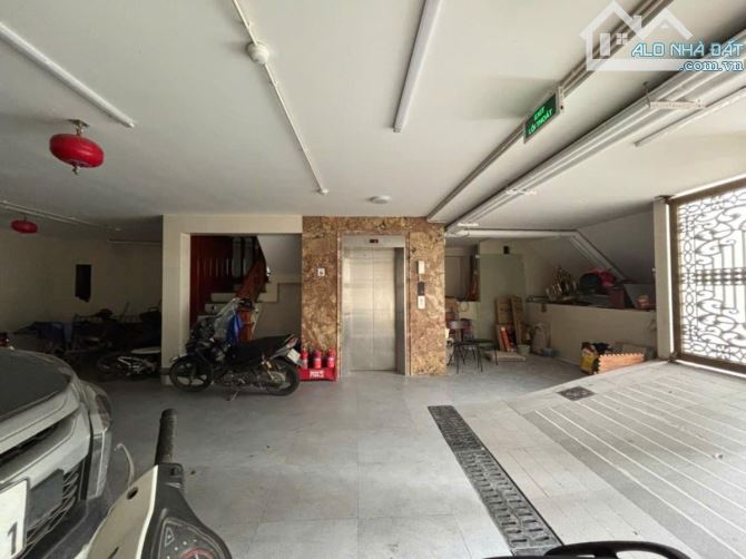 Nhà Mặt phố view sông Hồng, nhà xây ngang tiền đất mất 129m2 7 tầng giá 55 tỷ - 3