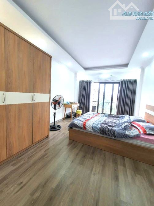 BÁN NHÀ ĐƯỜNG BÁT KHỐI 35M2, 5 TẦNG VIEW HỒ, Ô TÔ ĐỖ CỔNG, 6.1 TỶ. - 3