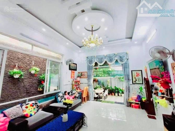BÁN NHÀ PHAN CHU TRINH P. 2 TP. VT GĐ XÂY TÂM HUYẾT VỊ TRÍ ĐẸP GẦN BIỂN GIÁ 12,9 TỶ TL - 3