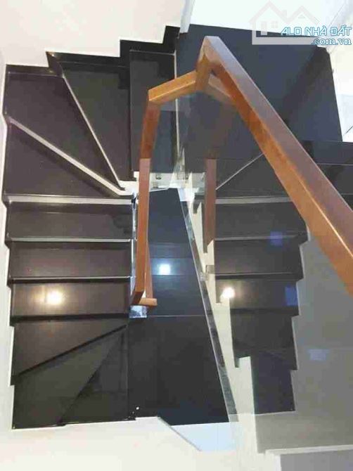 NHÀ ĐẸP 3 TẦNG - TT HẢI CHÂU - ĐƯỜNG TRƯNG NỮ VƯƠNG  – GẦN NGUYỄN HỮU THỌ - DT 40M2 - 3