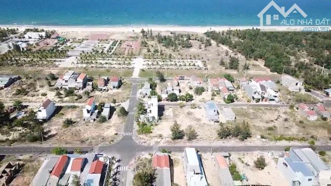 SỤP HẦM VÀI LÔ KHU DÂN CƯ NAM TAM THANH BÊN SÔNG BÊN BIỂN SÁT ĐƯỜNG THANH NIÊN - 3