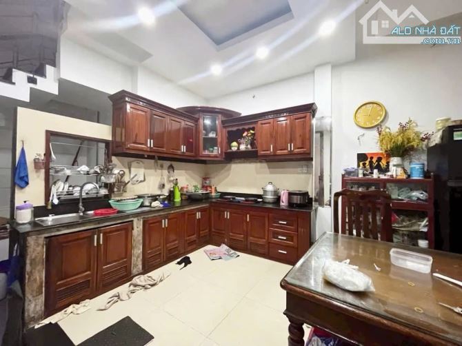 Siêu phẩm giá SỐC 76m2 giá chỉ 8,2 tỷ, ngang lớn 6m, HXH thông, 3 tầng BTCT, khu an ninh - 3
