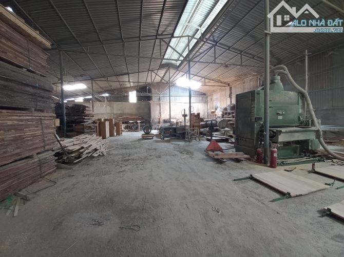 BÁN RẺ 2000m2 KHO, NHÀ XƯỞNG TRẢNG DÀI, SỔ HỒNG ĐẤT HỒNG, ĐƯỜNG RỘNG 10m THÔNG THOÁNG - 2